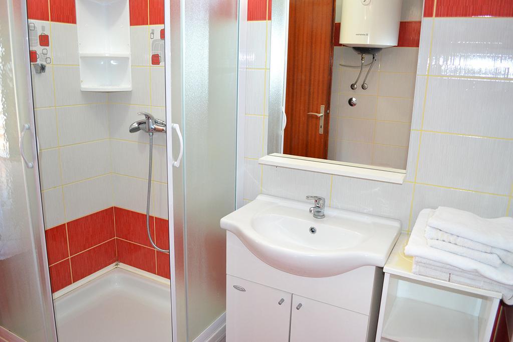 Apartmani Delfin Гребащиця Екстер'єр фото