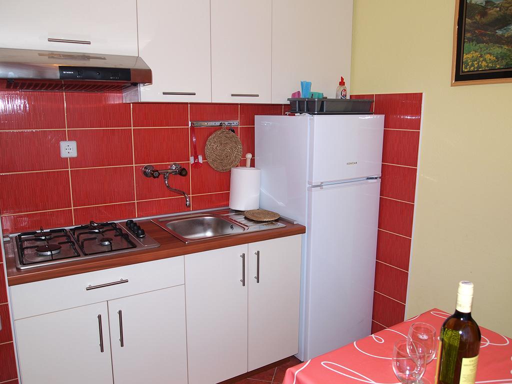 Apartmani Delfin Гребащиця Екстер'єр фото