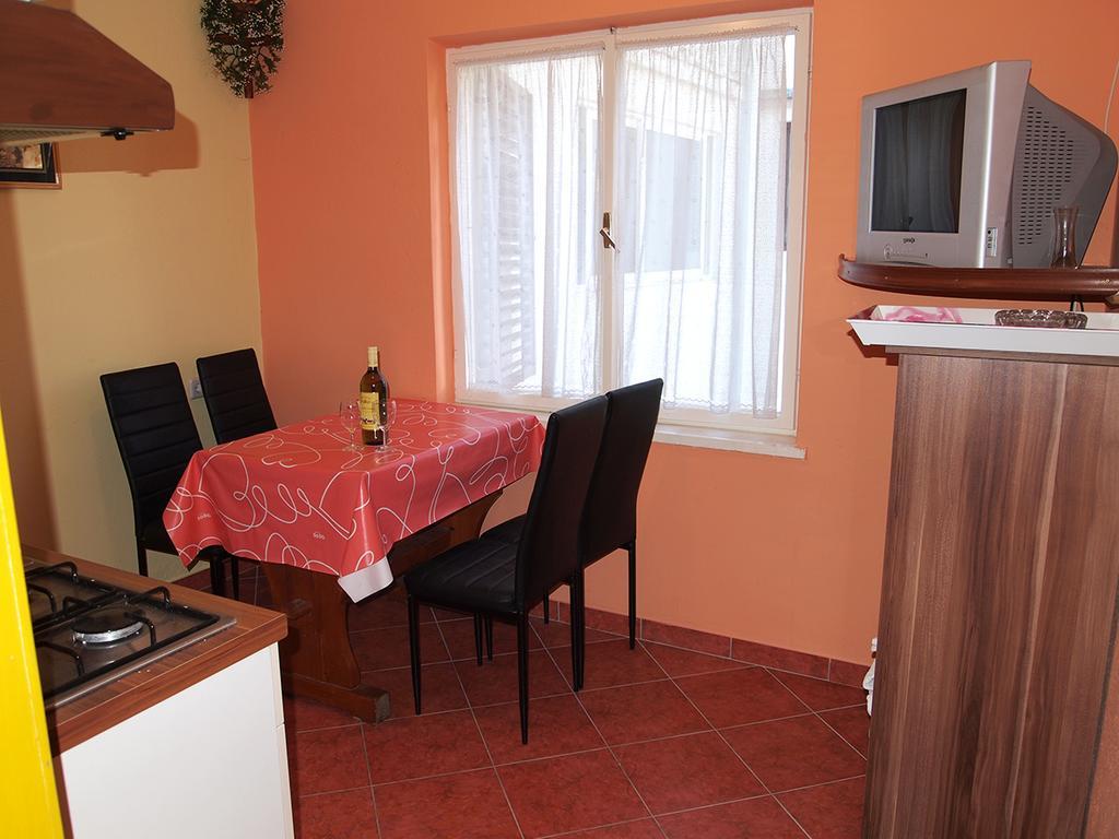 Apartmani Delfin Гребащиця Екстер'єр фото