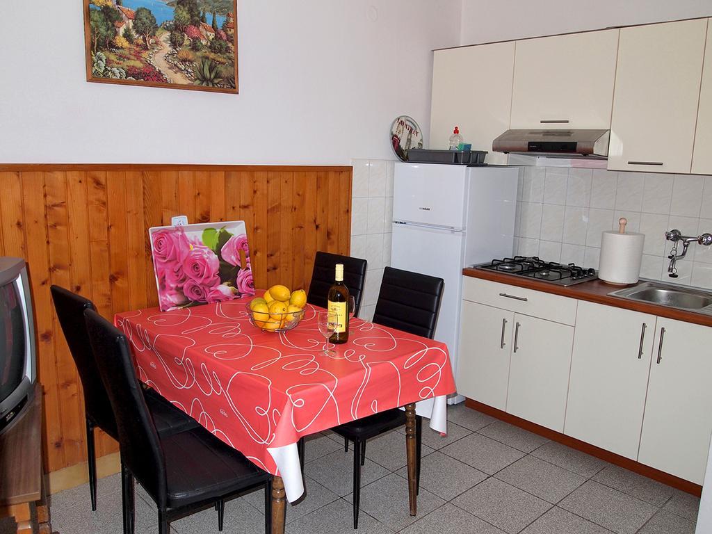 Apartmani Delfin Гребащиця Екстер'єр фото