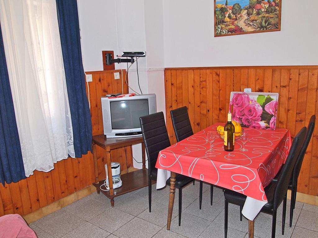 Apartmani Delfin Гребащиця Екстер'єр фото