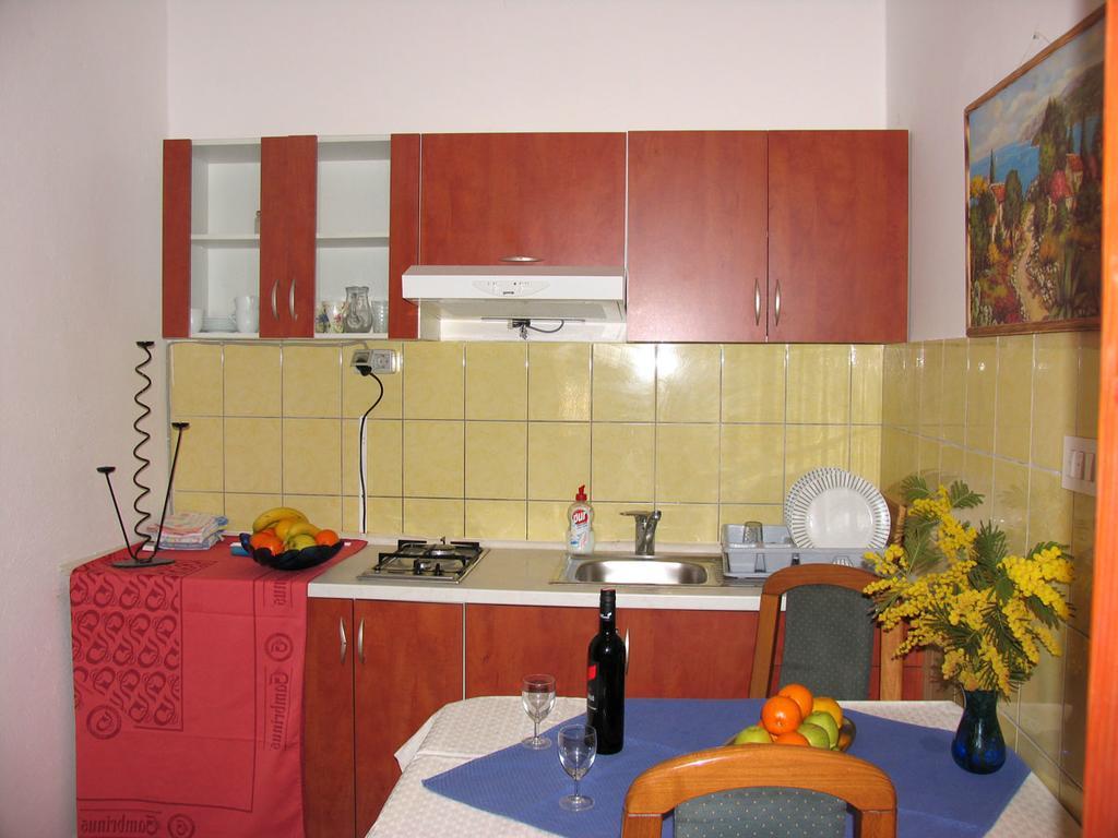 Apartmani Delfin Гребащиця Екстер'єр фото